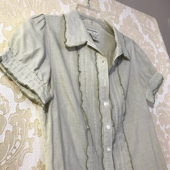 Banana Republic button up blouse - Picture 3 of 6